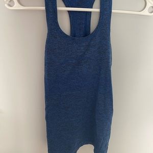 lululemon swiftly tech racerback size 2